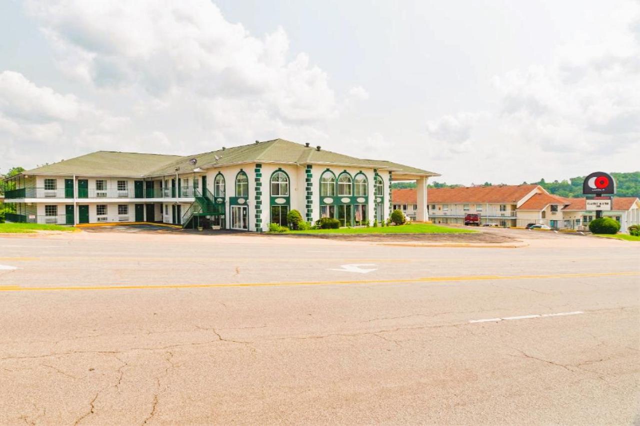 | Capital O - Classic Motor Inn Branson