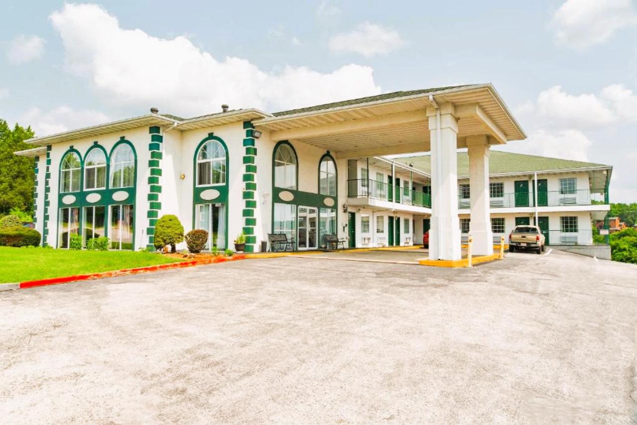 | Capital O - Classic Motor Inn Branson