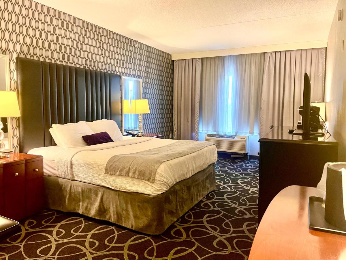 | Park Manor Hotel
