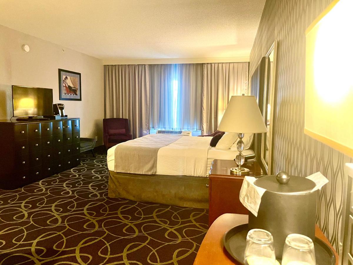 | Park Manor Hotel
