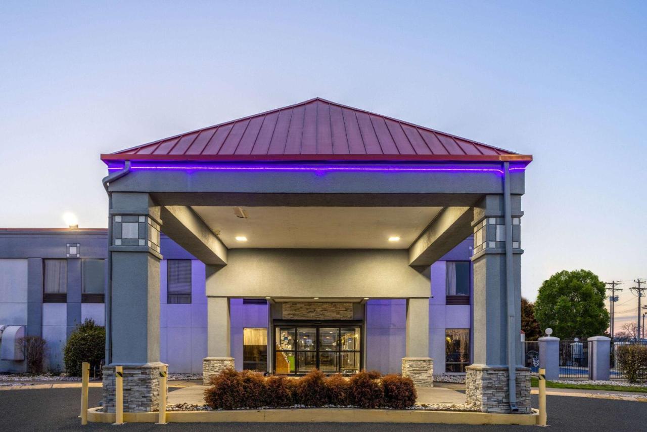 | Baymont by Wyndham LaVergne