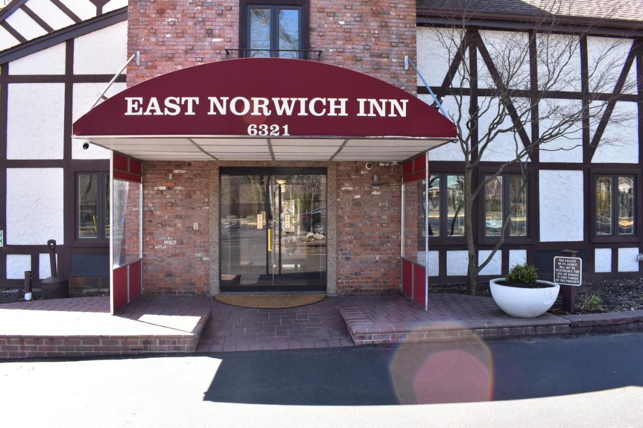 | East Norwich Inn