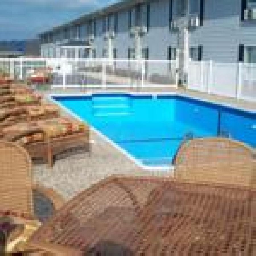 | All American Inn & Suites Branson
