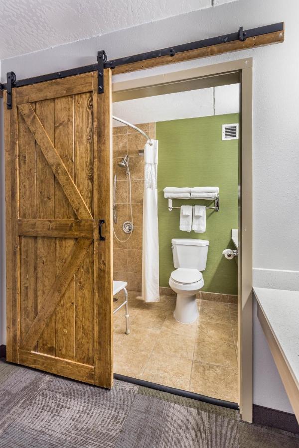 | EverSpring Inn and Suites