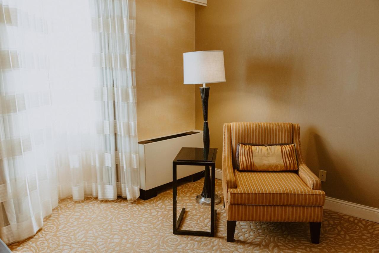 Executive King or Double Room at The Lincoln Marriott Cornhusker Hotel