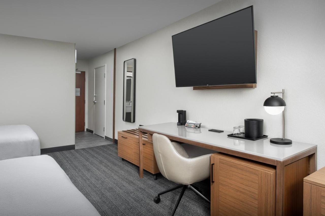  | Courtyard by Marriott Dayton Beavercreek