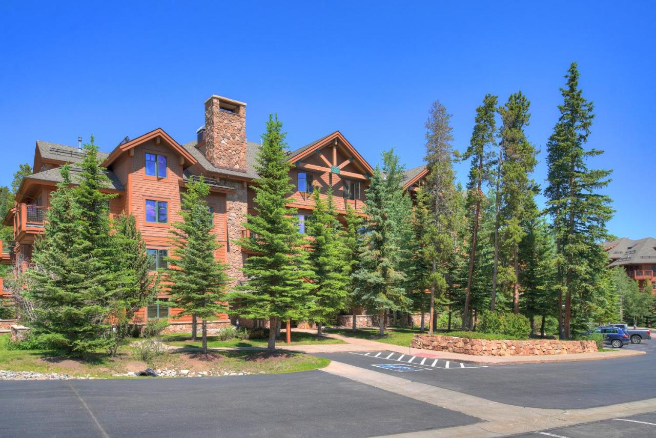 | Mountain Thunder Lodge