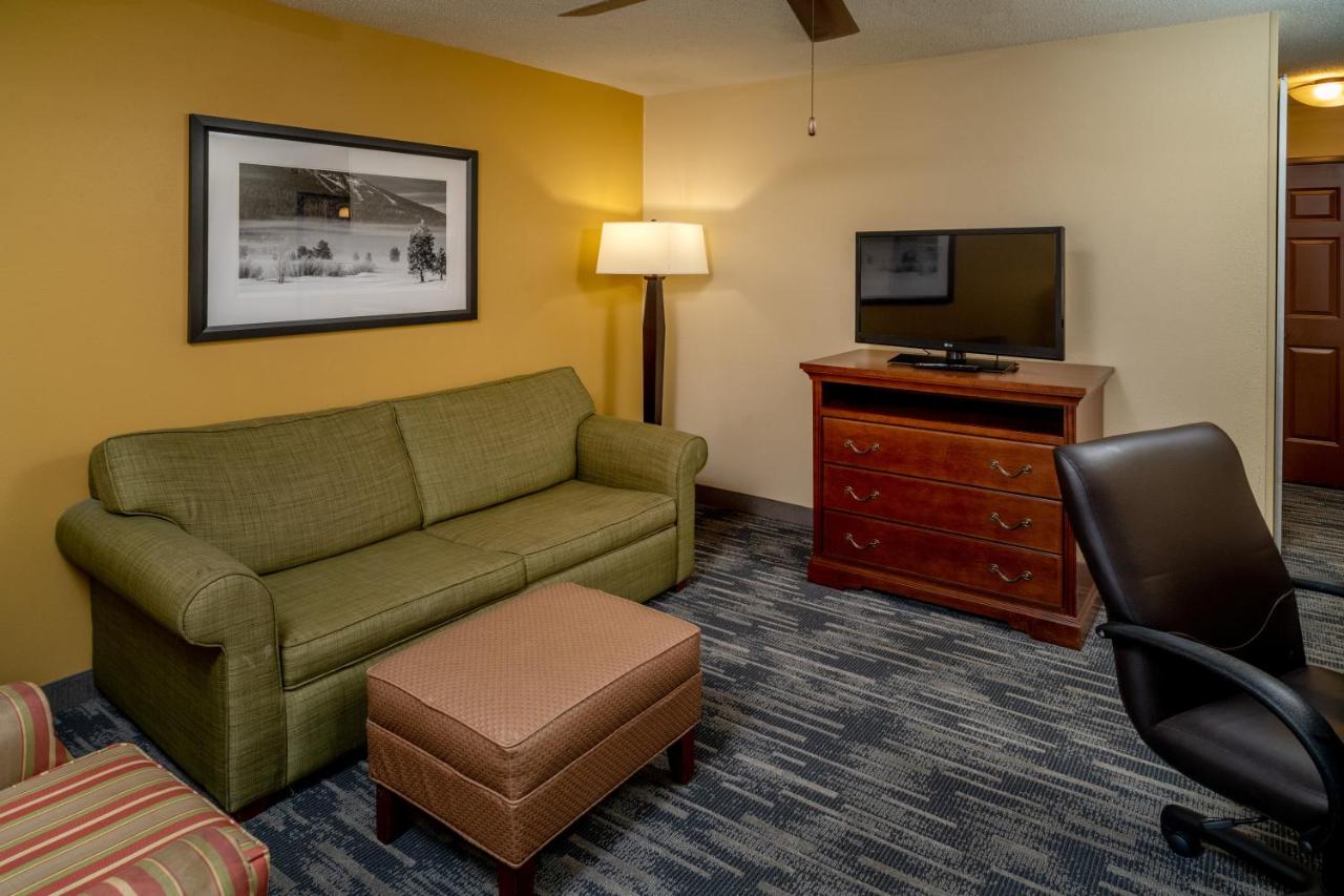 One-Bedroom King Suite - Non-Smoking at Country Inn & Suites by Radisson, Charleston South, WV