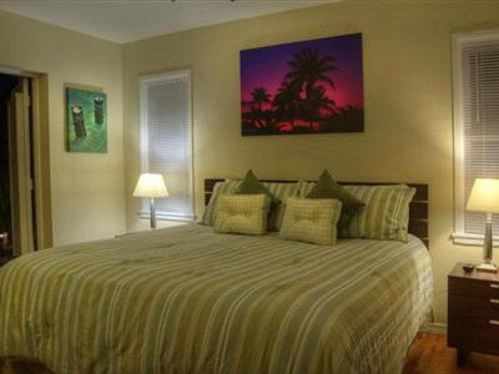 | Suite Dreams Inn by the beach