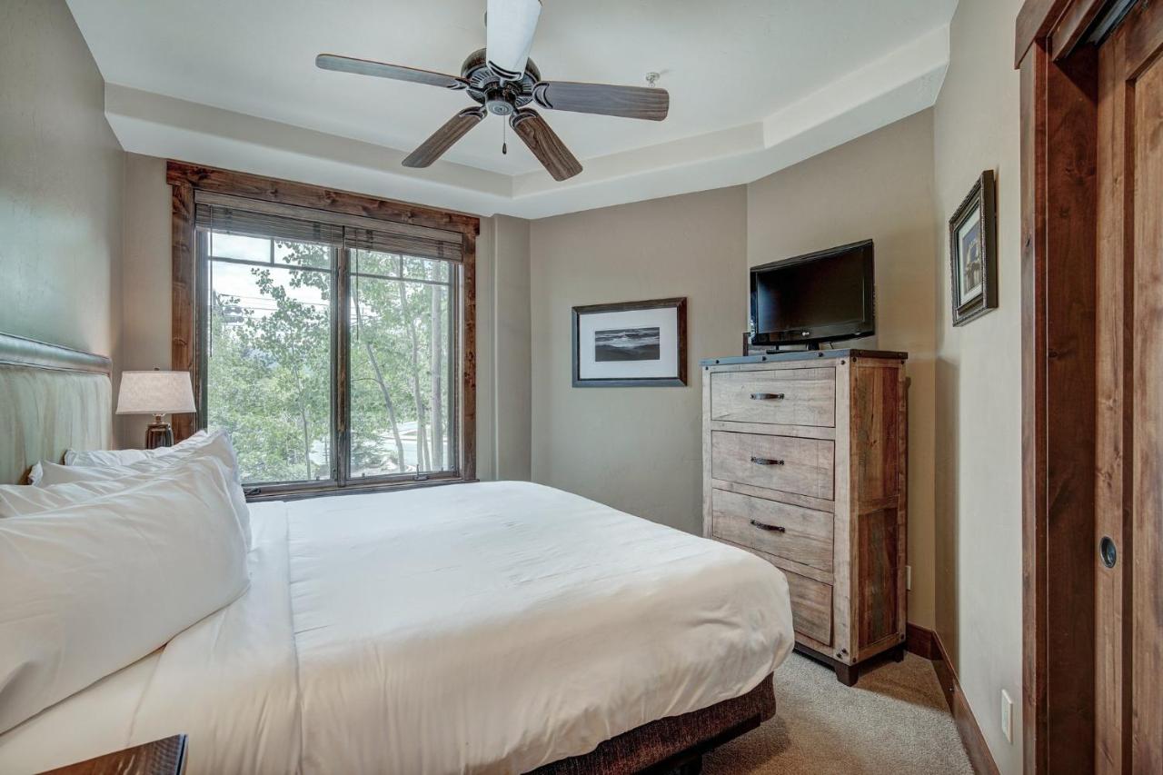  | Crystal Peak Lodge By Vail Resorts