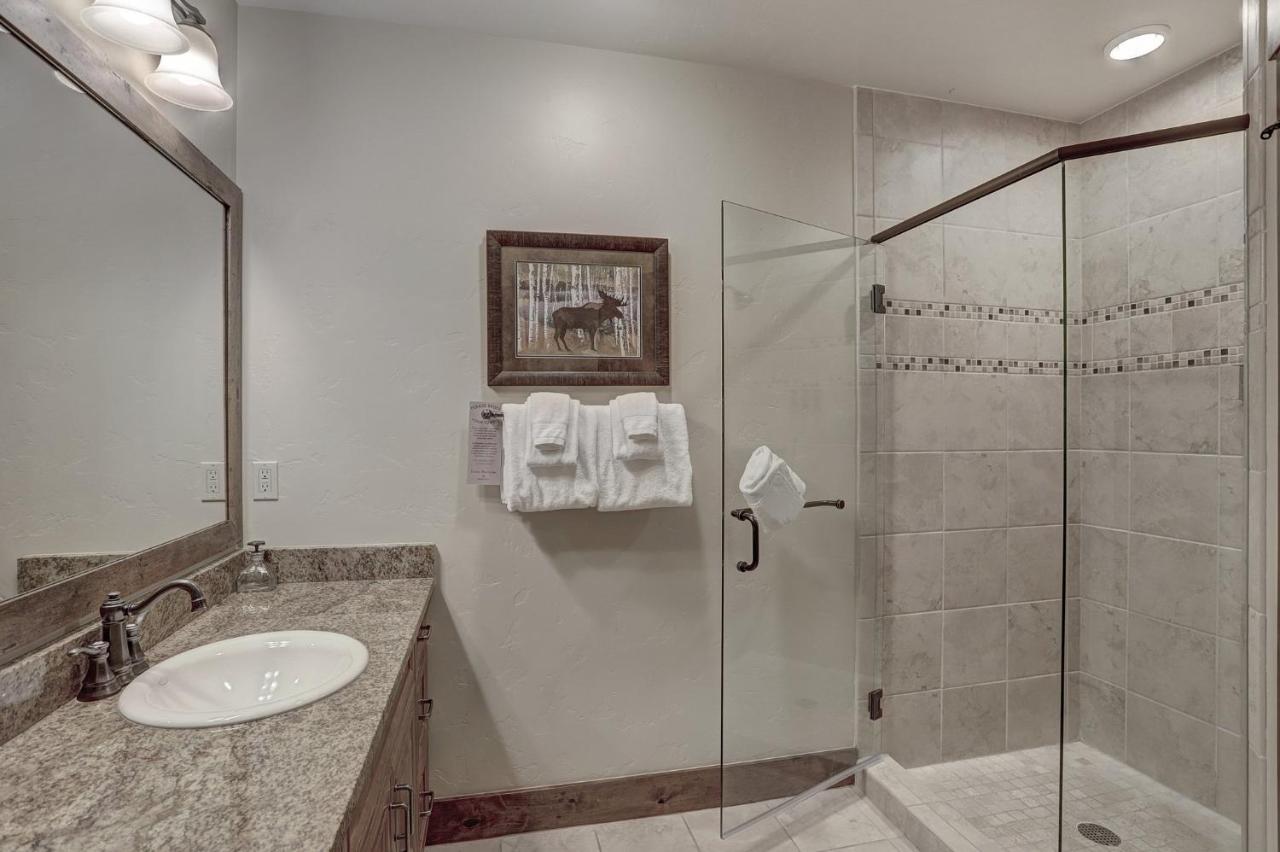  | Crystal Peak Lodge By Vail Resorts