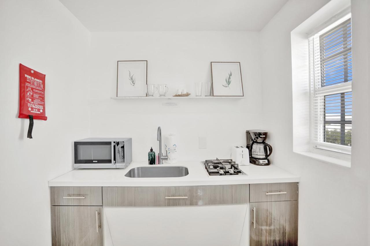 Deluxe King Studio ADA with Kitchen at Hotel Belleza