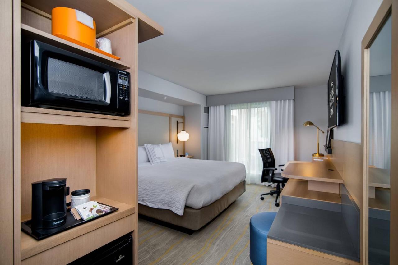 Guest King Room with Balcony at Fairfield Inn & Suites Fort Worth Downtown/Convention Center