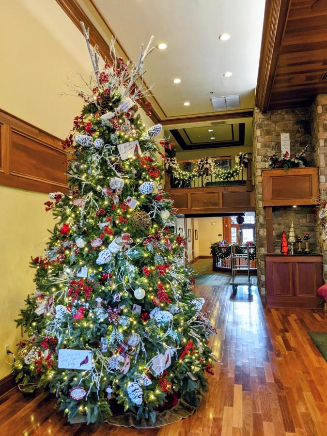 | The Inn at Christmas Place