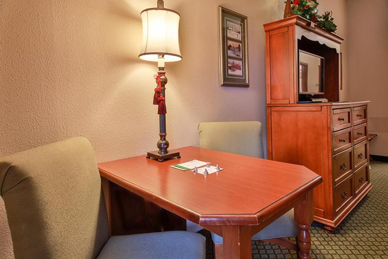 | The Inn at Christmas Place
