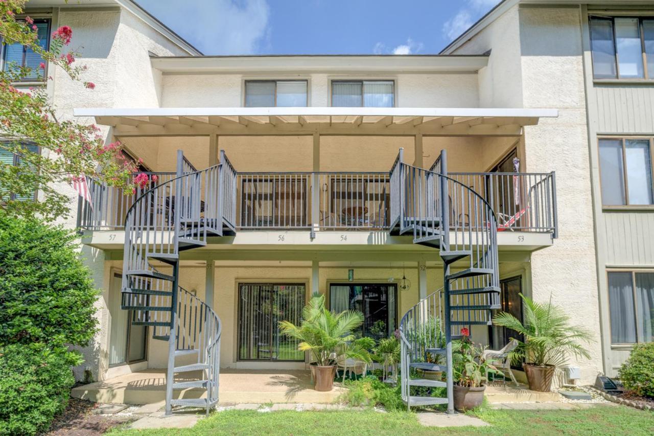 | Close to Golfing and Beach