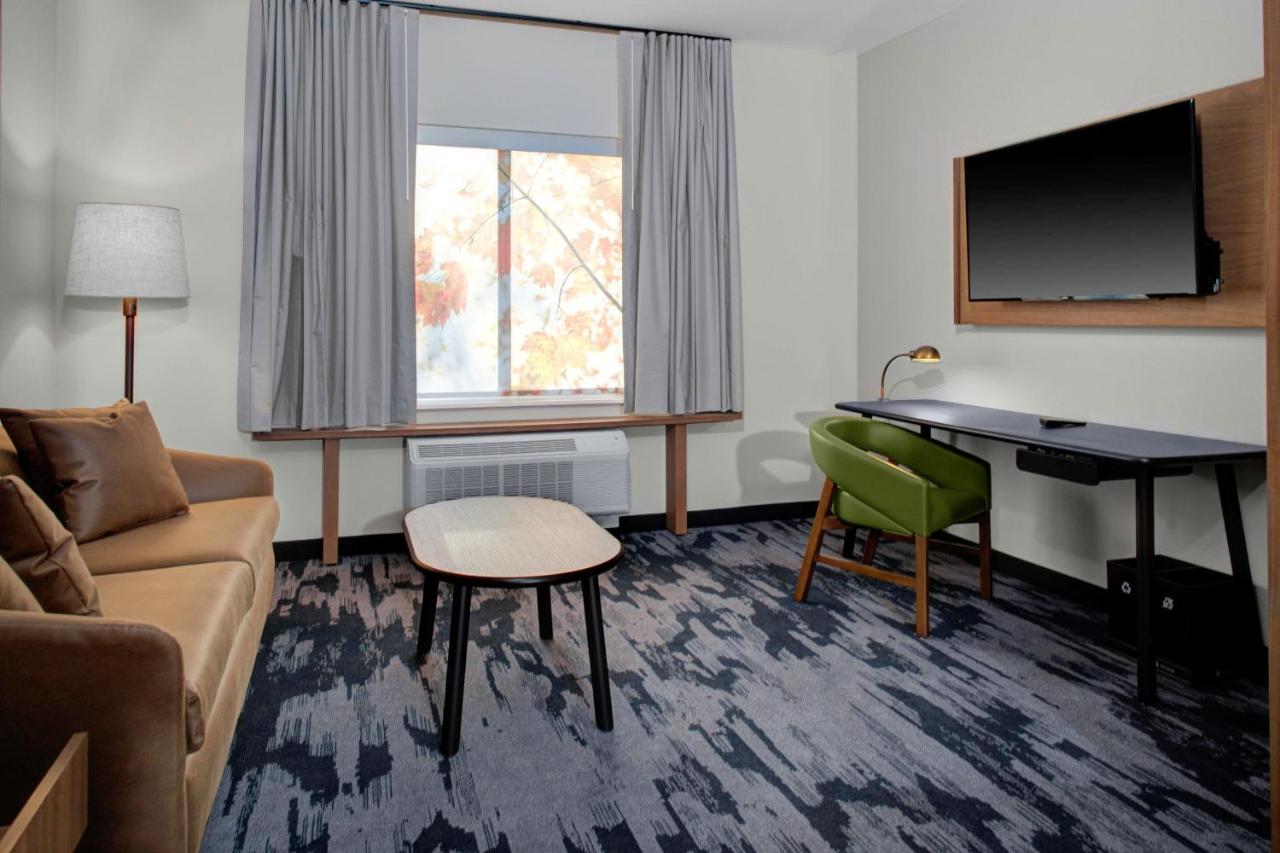  | Fairfield Inn & Suites by Marriott Roanoke Salem