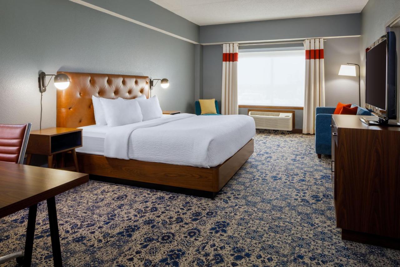 Suite, 2 Queen, Sofa bed at Four Points by Sheraton Louisville Airport