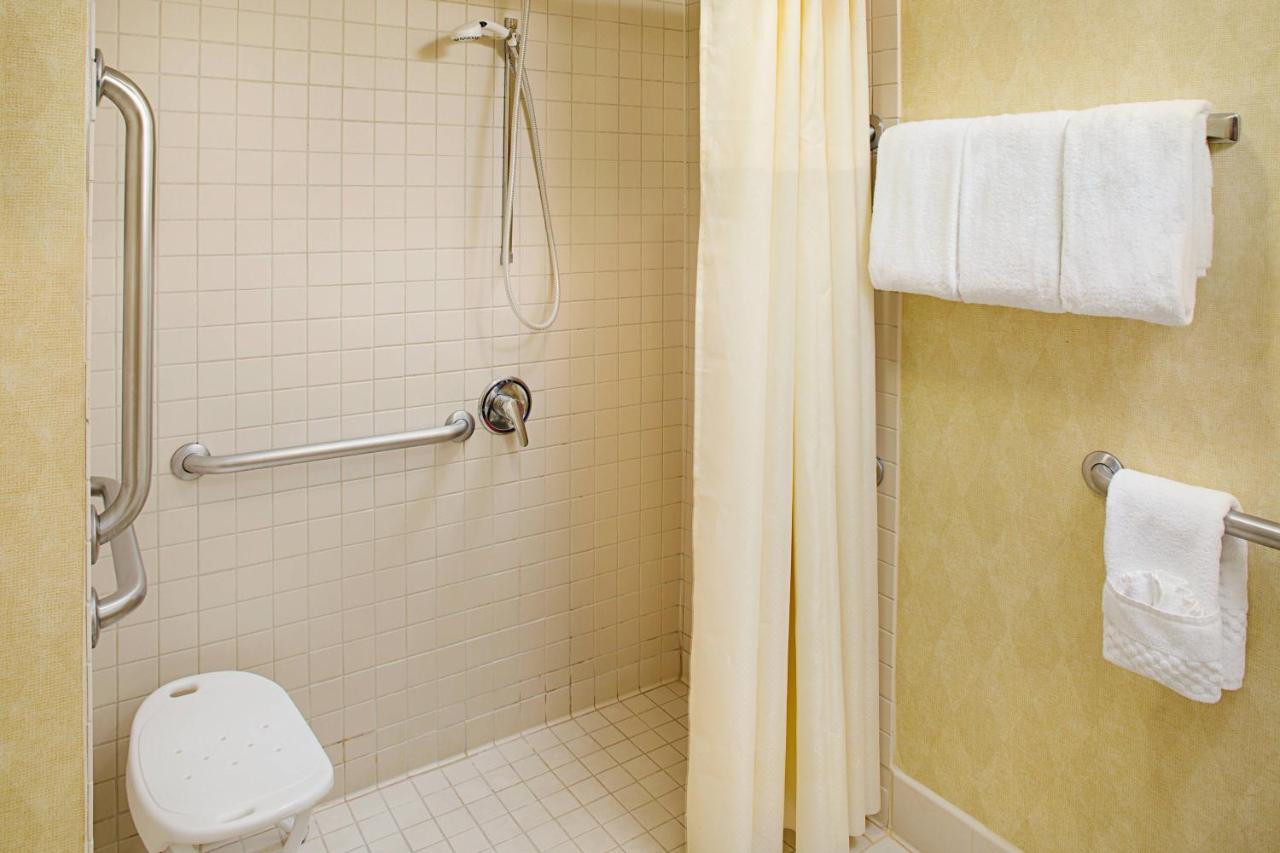 Queen Studio with Sofa Bed at Residence Inn by Marriott Houston West University