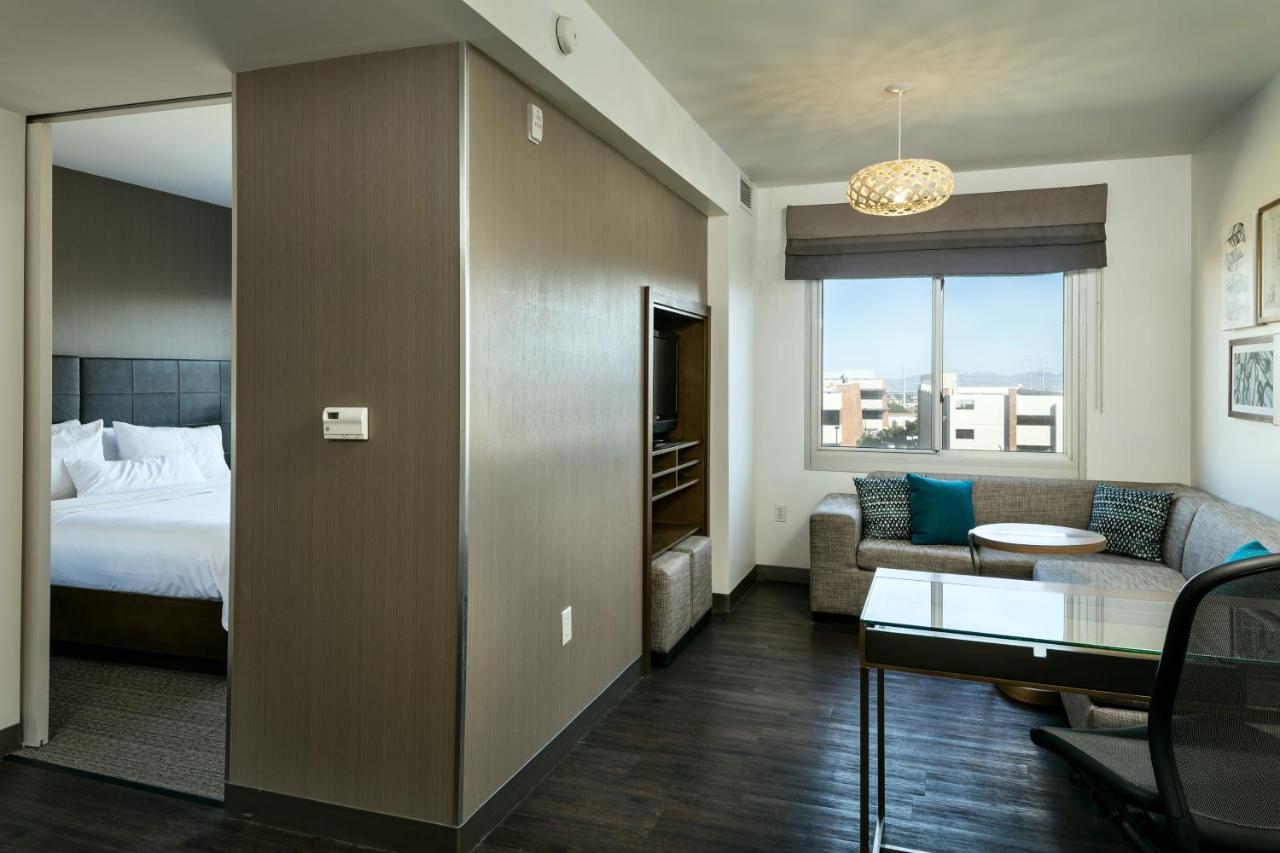 1 Bedroom Suite, 1 King, Sofa bed at Element Las Vegas Summerlin