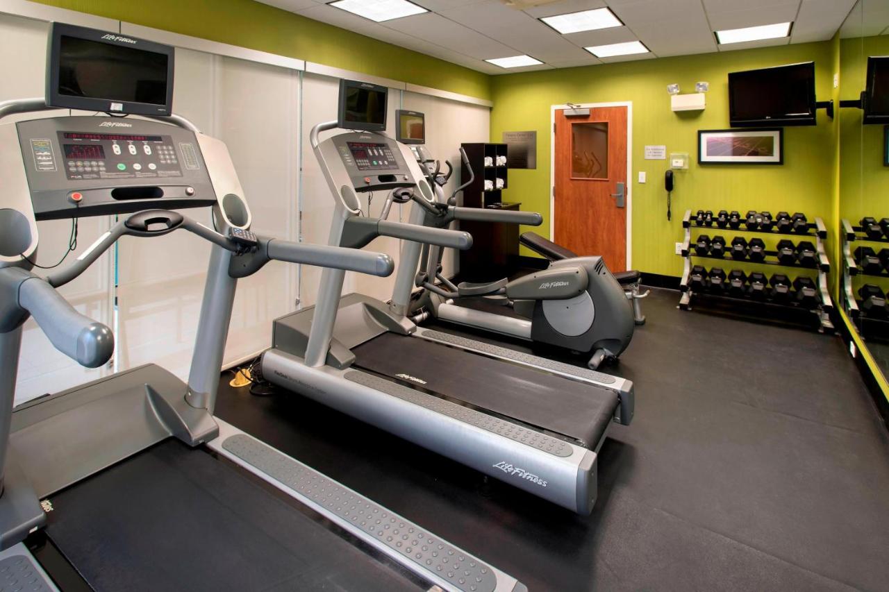 | Fairfield Inn & Suites Verona