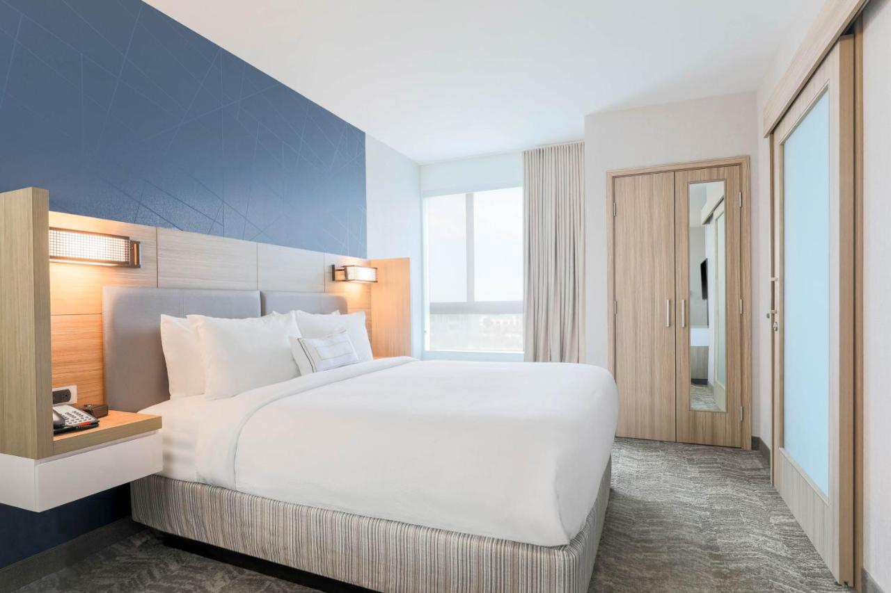 King Suite with Sofa Bed and Trundle Bed - Hearing Accessible at SpringHill Suites by Marriott San Jose Fremont