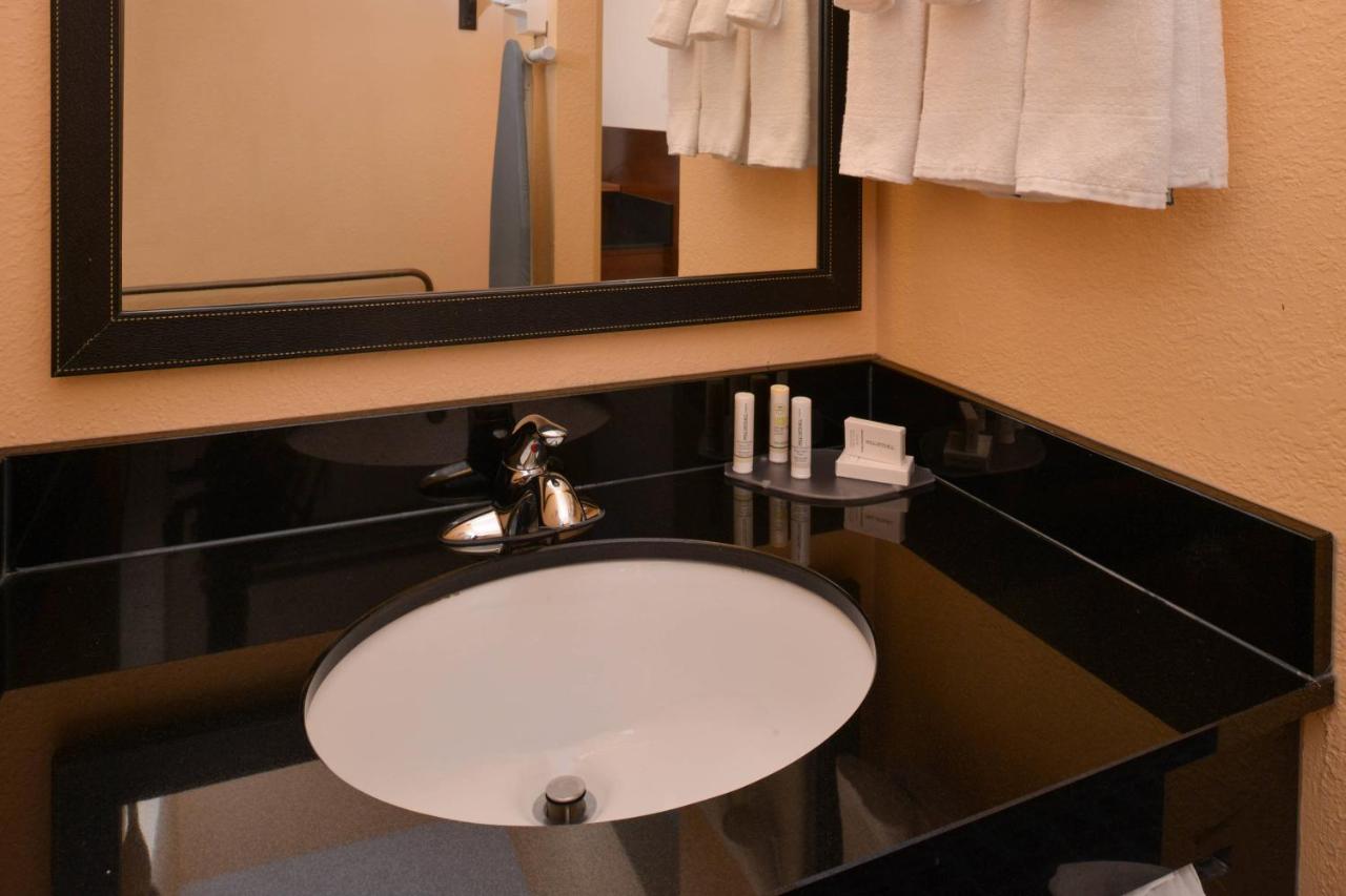Standard Queen Room at Fairfield by Marriott St Charles