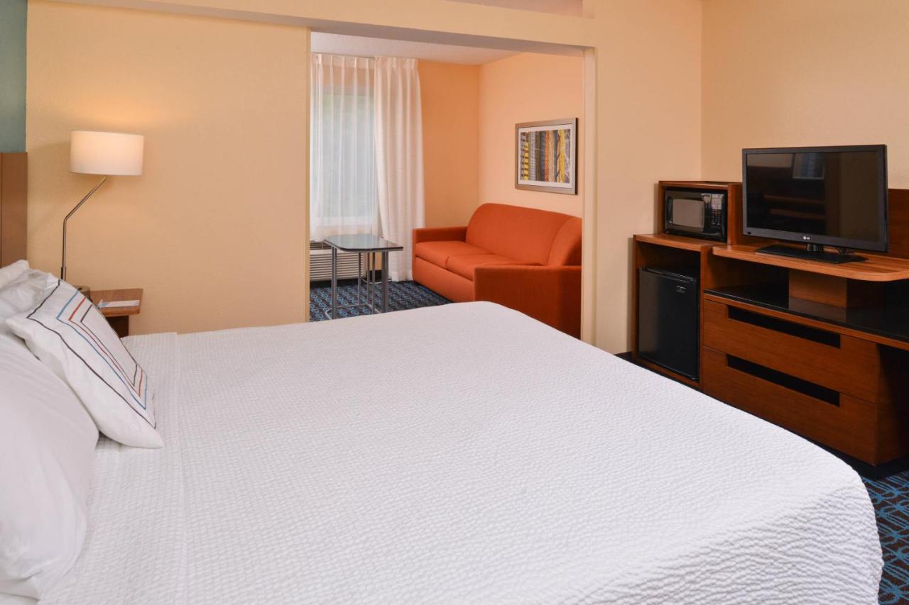 Deluxe King Suite at Fairfield by Marriott St Charles