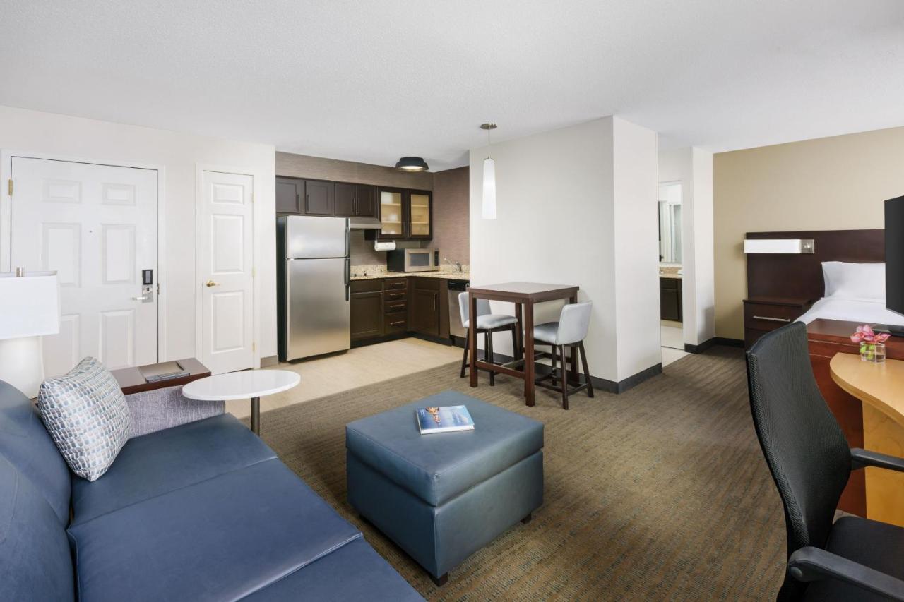 Queen Studio with Sofa Bed at Residence Inn by Marriott Gaithersburg Washingtonian Center