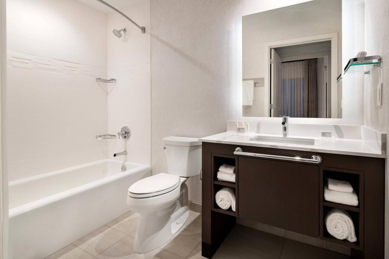 | Residence Inn Los Angeles Glendale