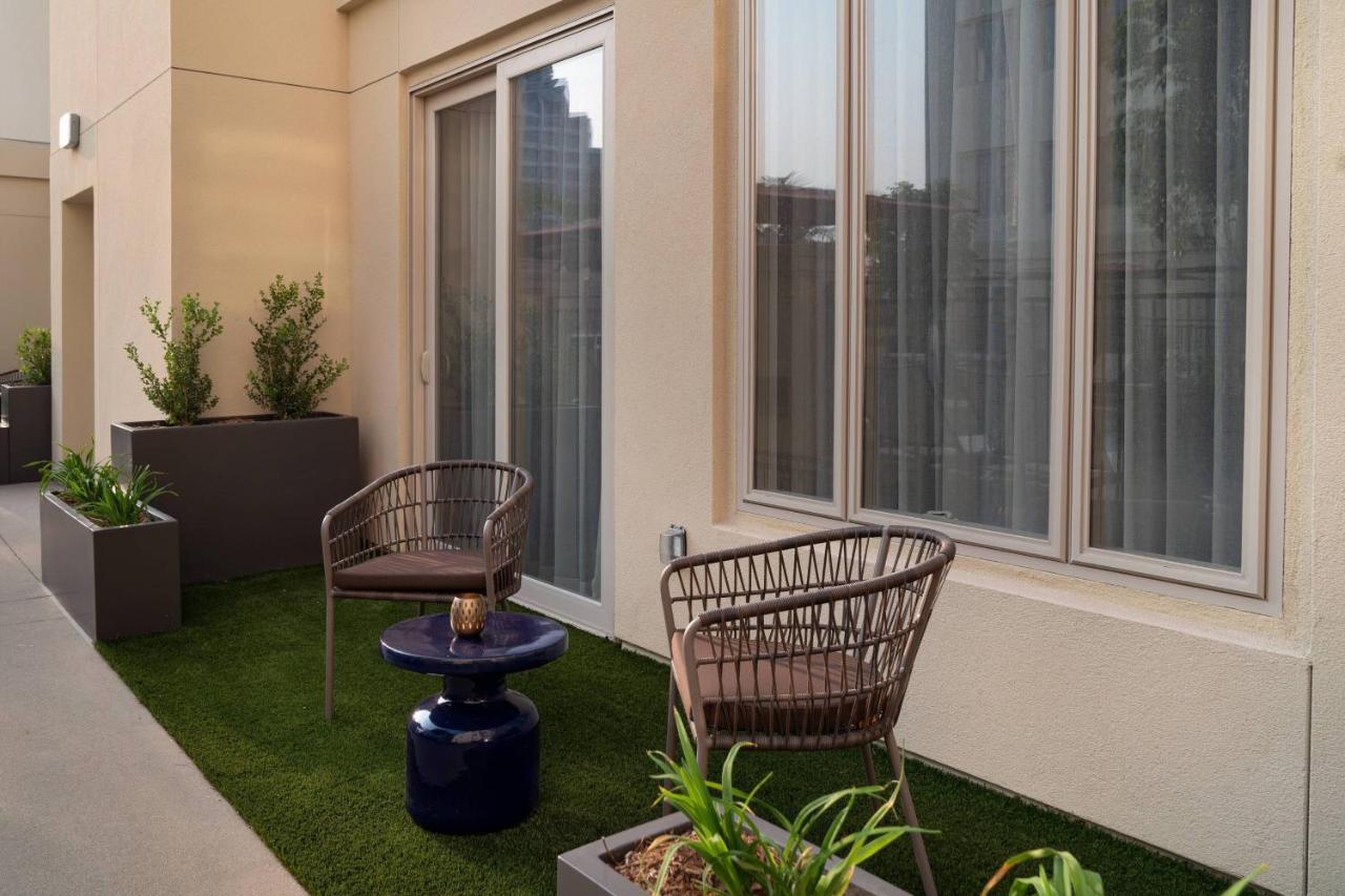 | Residence Inn Los Angeles Glendale