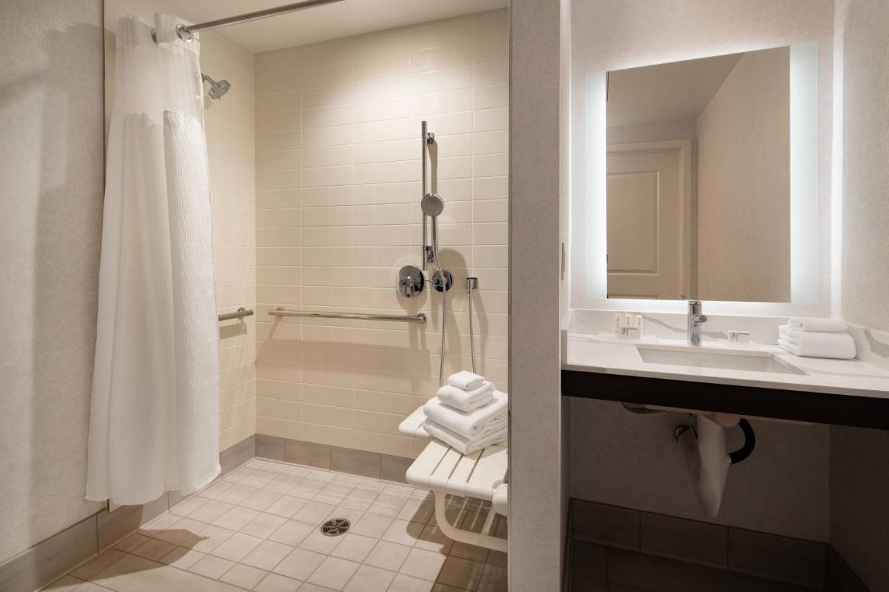 | Residence Inn Los Angeles Glendale