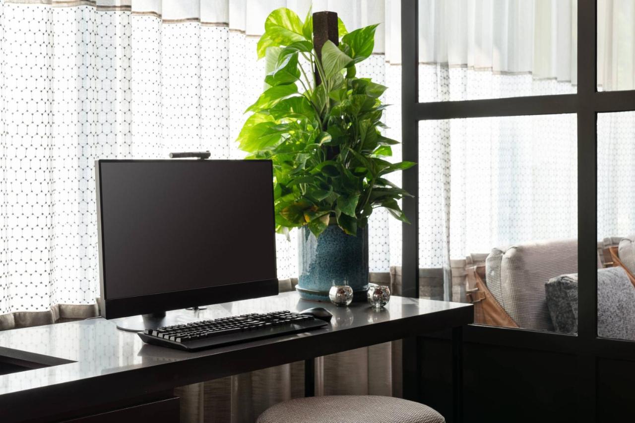 | Residence Inn Los Angeles Glendale