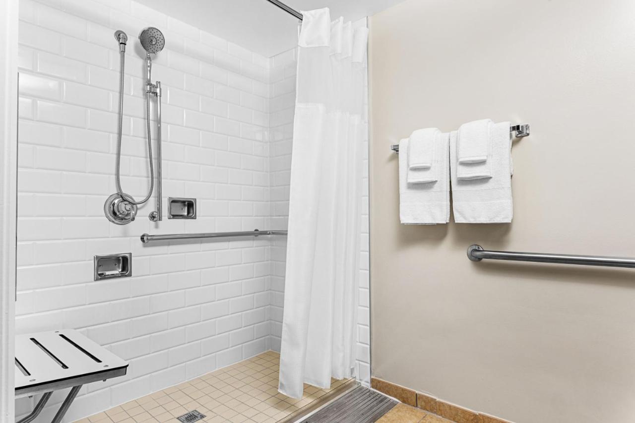 Two-Bedroom Villa - Non-Smoking at Marriott's Grande Vista
