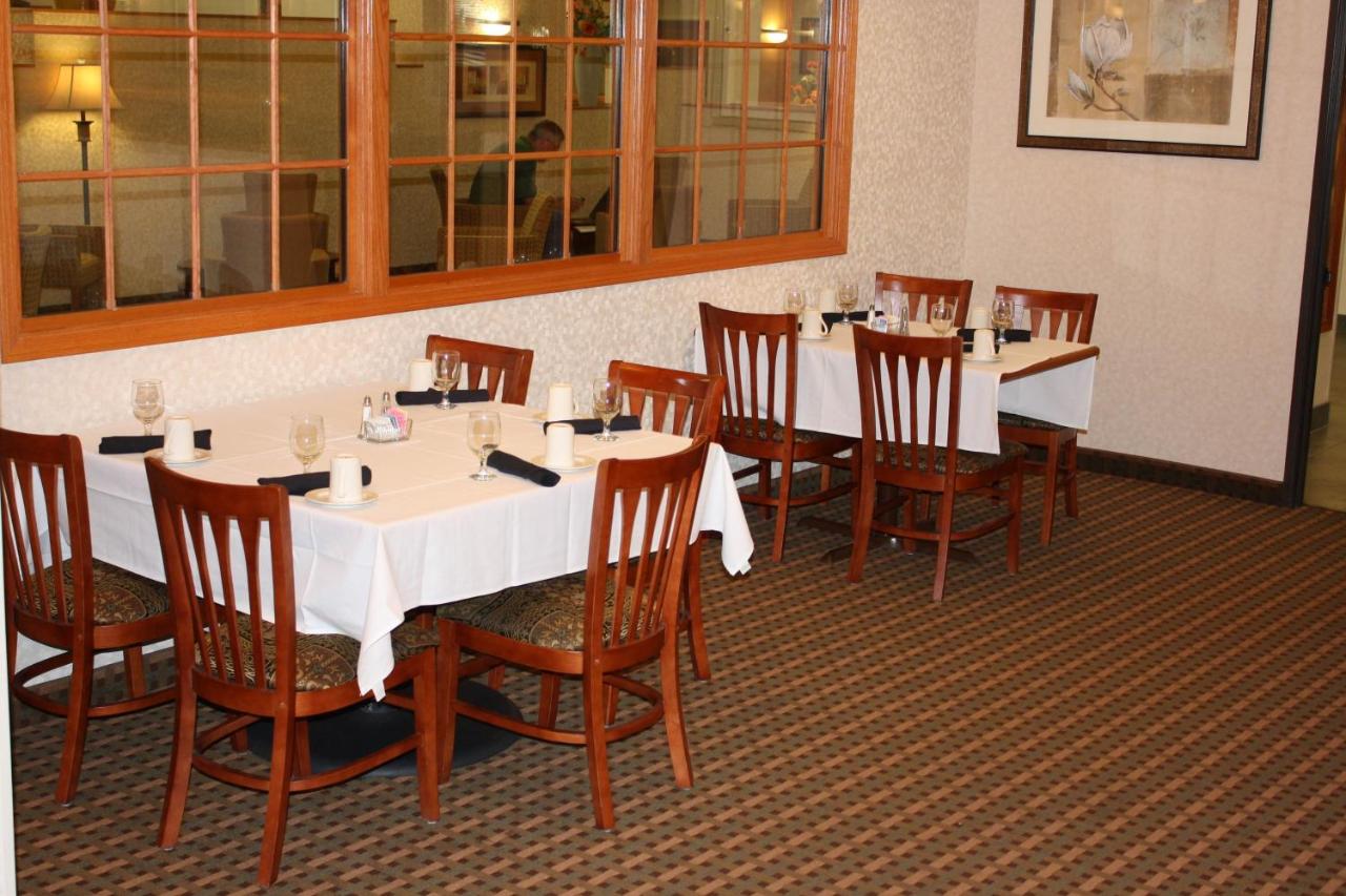 | Holiday Inn Riverton-Convention Center, an IHG Hotel