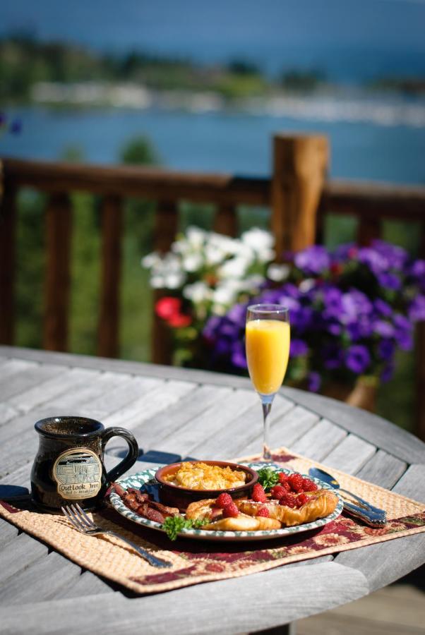 | Outlook Inn Bed and Breakfast