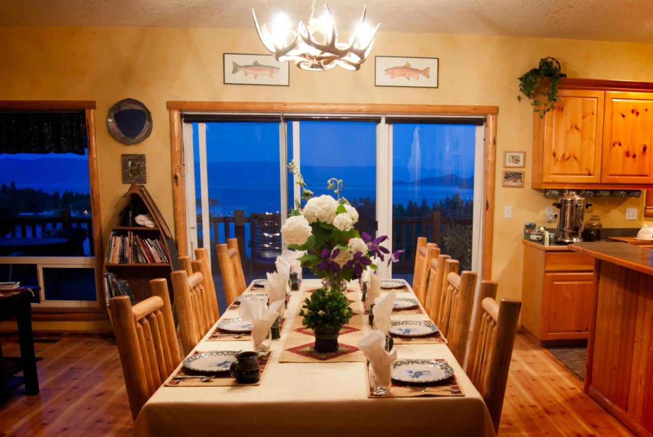 | Outlook Inn Bed and Breakfast