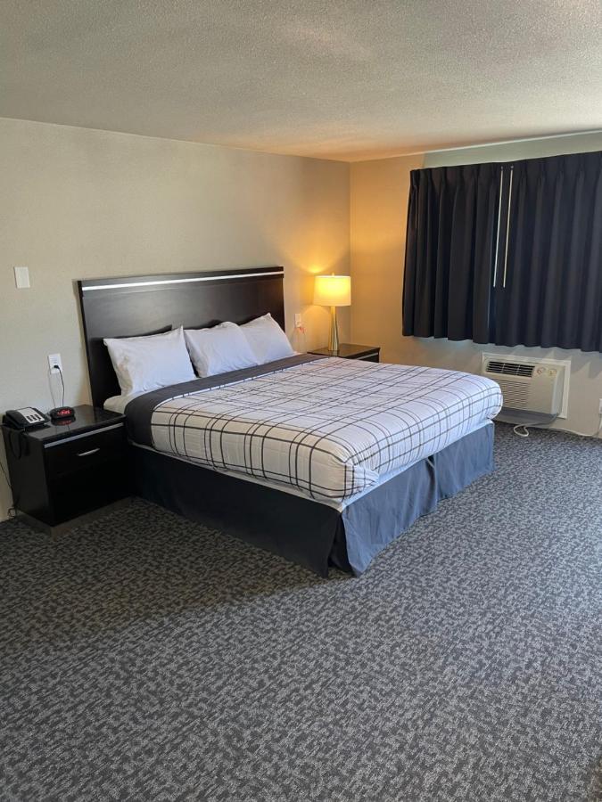 | Royal Inn Eugene- Airport
