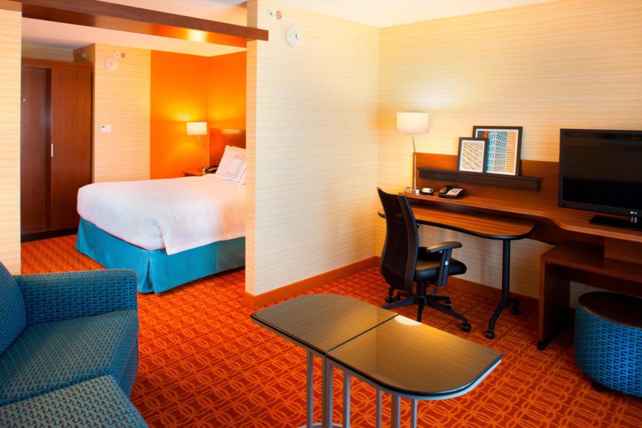 King Studio with Sofa Bed at Fairfield Inn & Suites by Marriott Atlanta Gwinnett Place