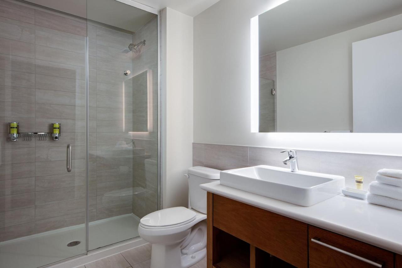 Guest room, 1 King, City view at Element by Marriott Detroit at The Metropolitan