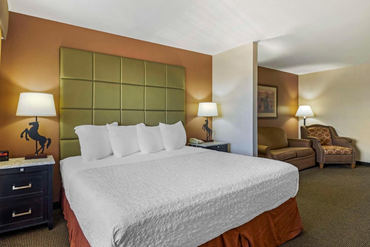 King Room with Balcony at Best Western Plus Country Inn & Suites