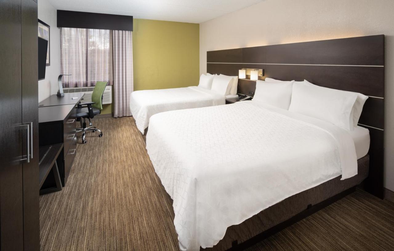 Queen Room with Two Queen Beds - Non-Smoking at Holiday Inn Express Rochester - Greece by IHG