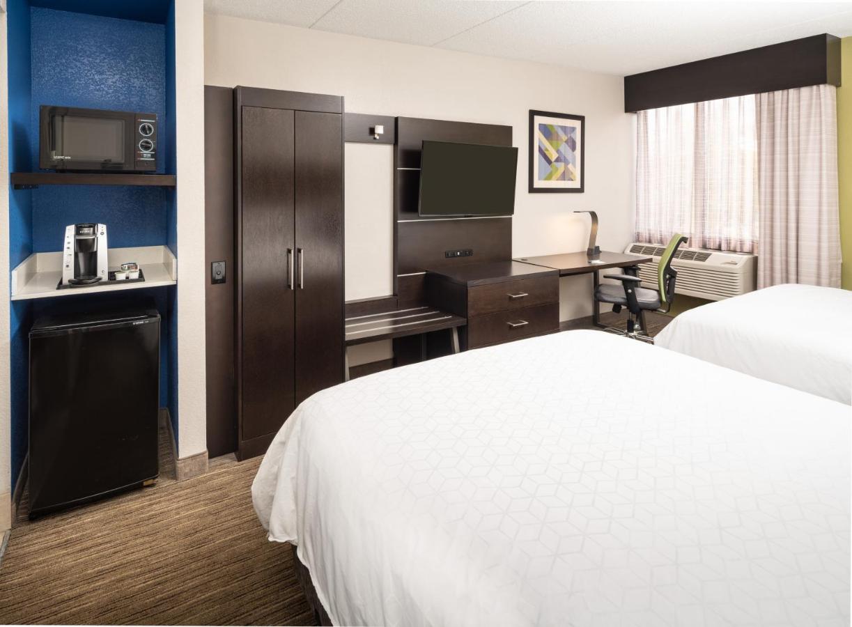 Queen Room with Two Queen Beds - Non-Smoking at Holiday Inn Express Rochester - Greece by IHG