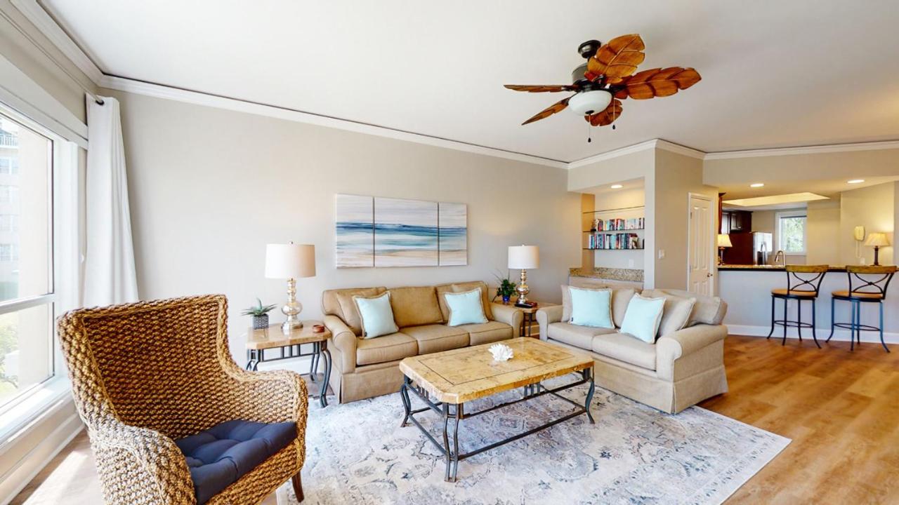 | 4104 Windsor Court North