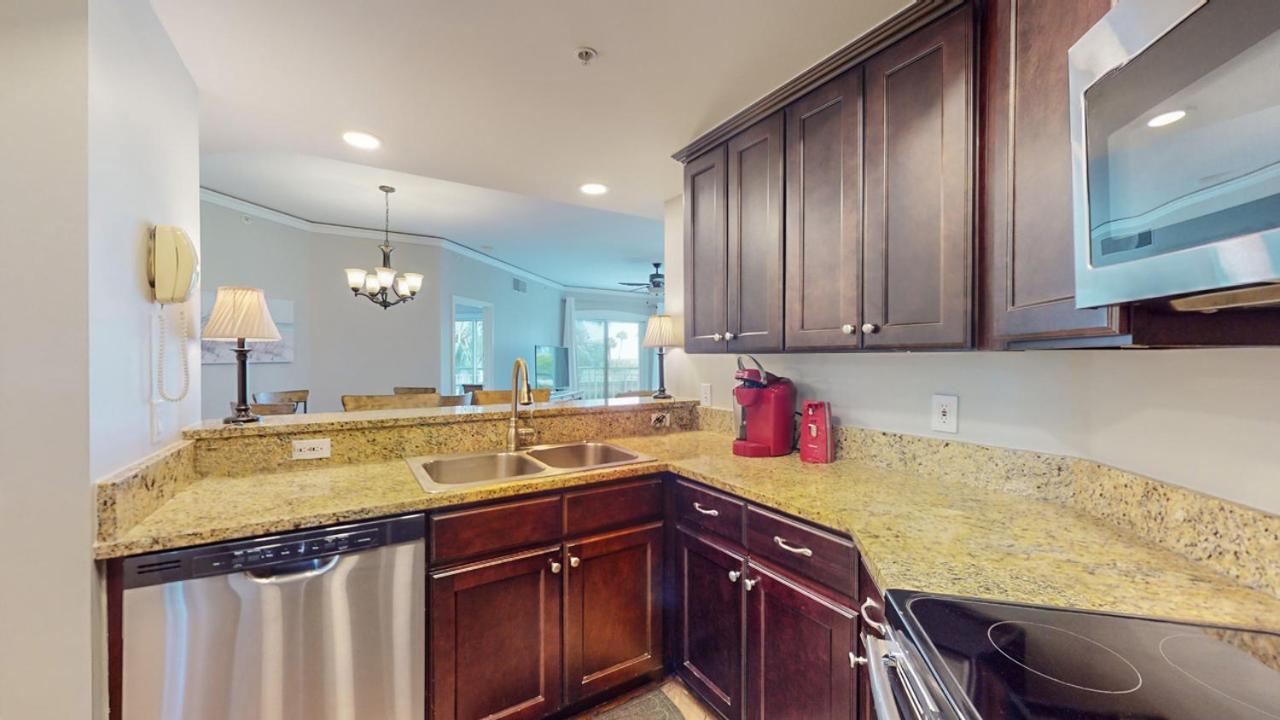 | 4104 Windsor Court North