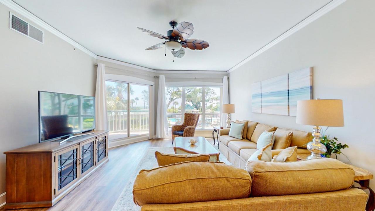 | 4104 Windsor Court North