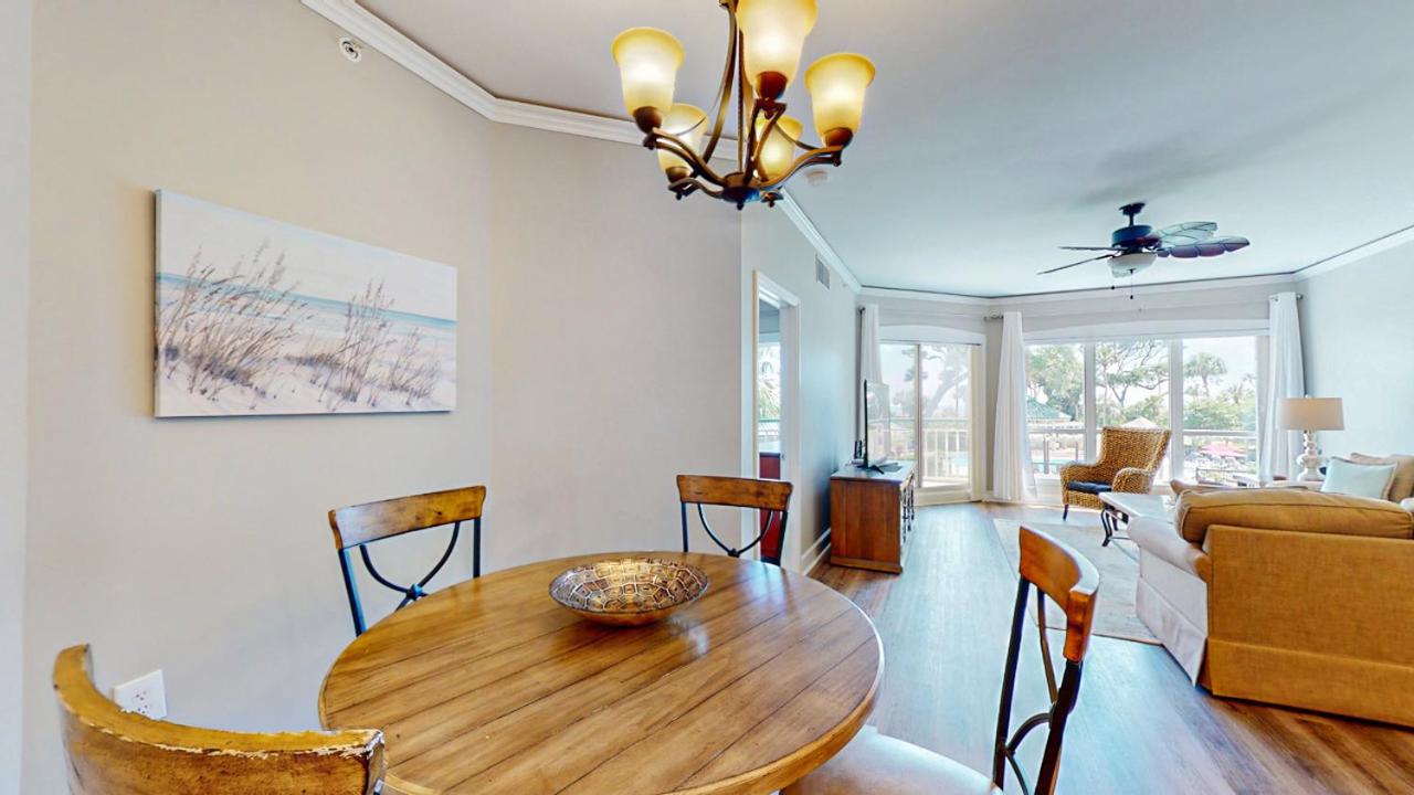 | 4104 Windsor Court North