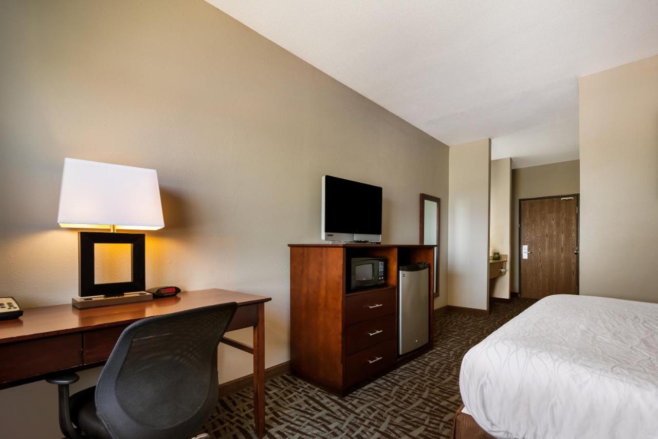| SureStay Plus Hotel by Best Western Topeka Northwest