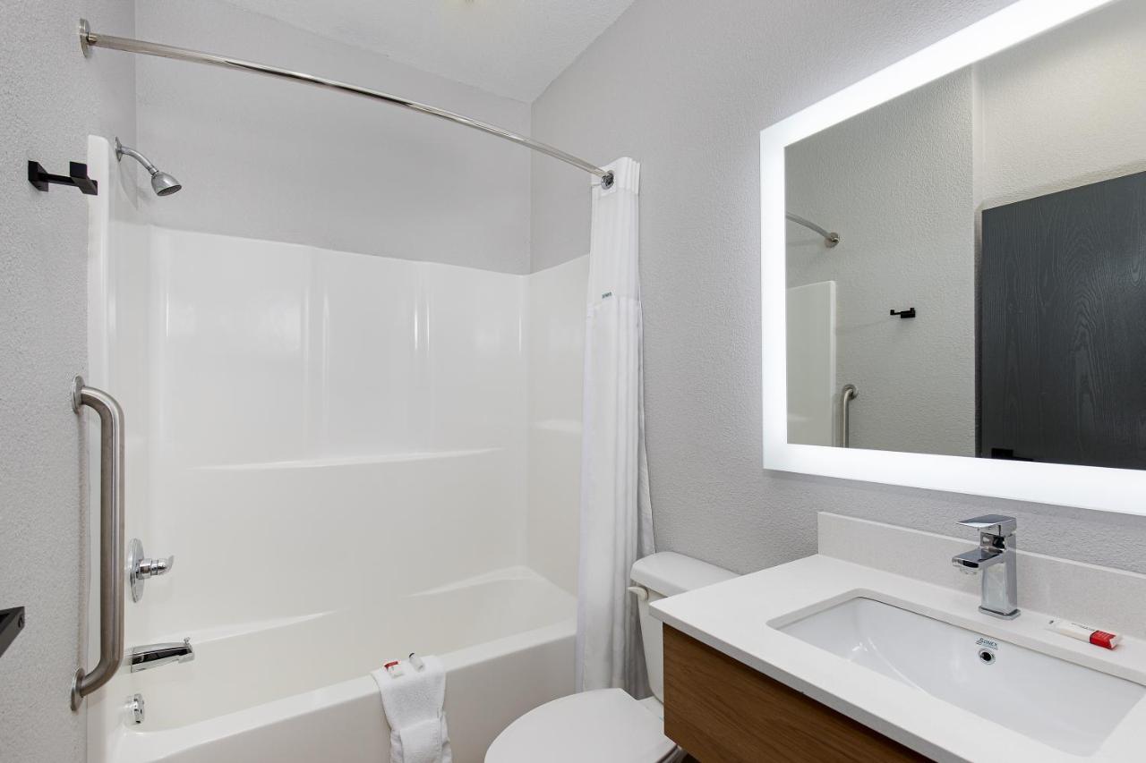 Queen Room with Two Queen Beds - Non-Smoking at Microtel Inn & Suites by Wyndham Manchester