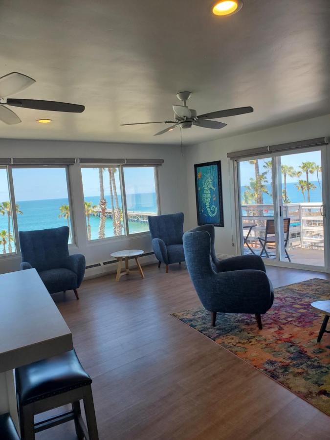 Deluxe Two-Bedroom Suite - Ocean Front at Sea Horse Resort